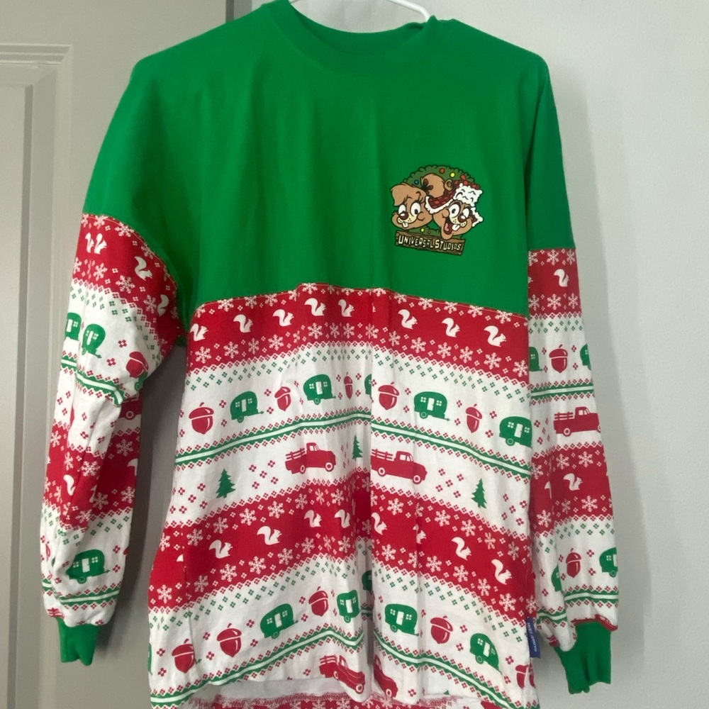 Universal Studios Happy Holidays Spirit Jersey